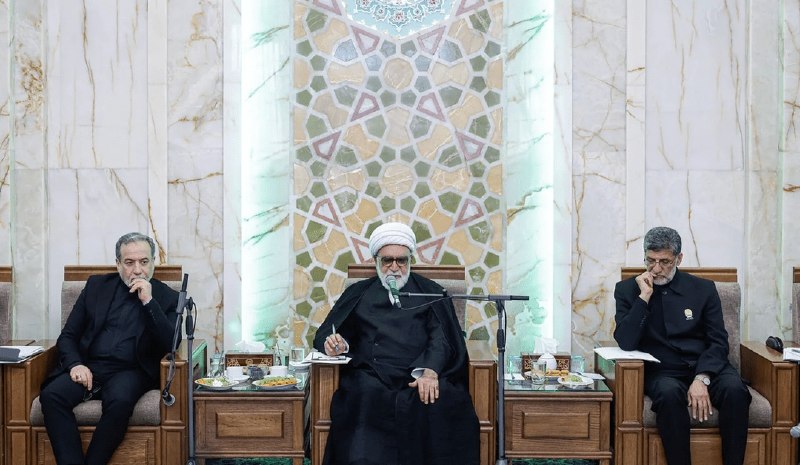 اخبار خراسان رضوی: سهمی از درآمد‌ گردشگری و مالیاتی برای زیرساخت‌ زیارت اختصاص یابد🔹تولیت آستان قدس رضوی: سالانه حدود ۳۰ میلیون زائر به مشه