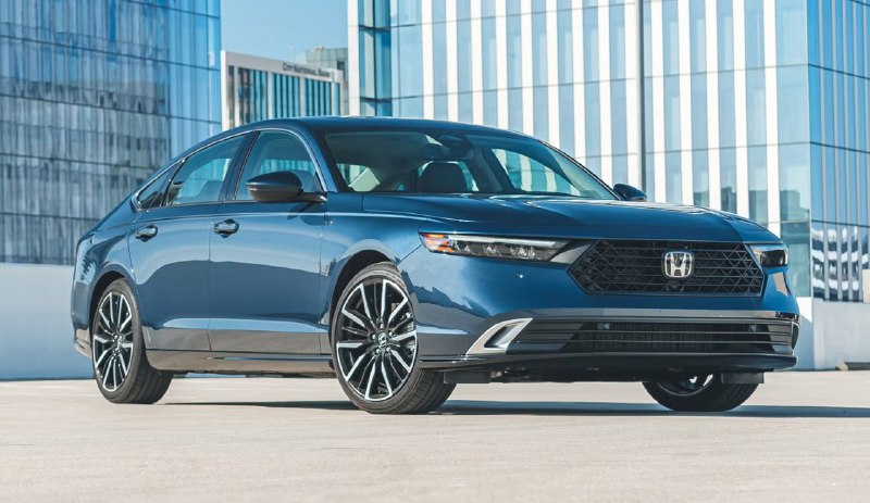 Honda отзывает 256 тысяч Accord 

Honda в США отзы...