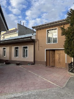 4 sotix uy Olmazor tumani Orzu chorrahasi