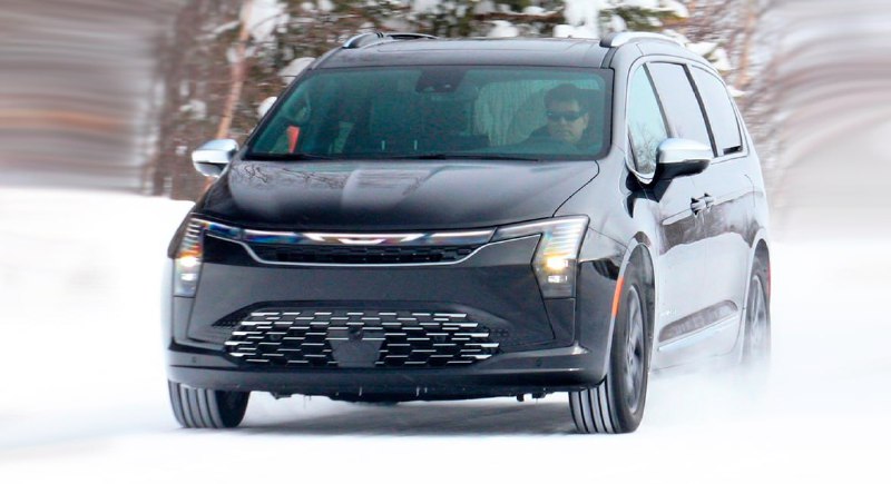 Chrysler обновил минивэн Pacifica 3