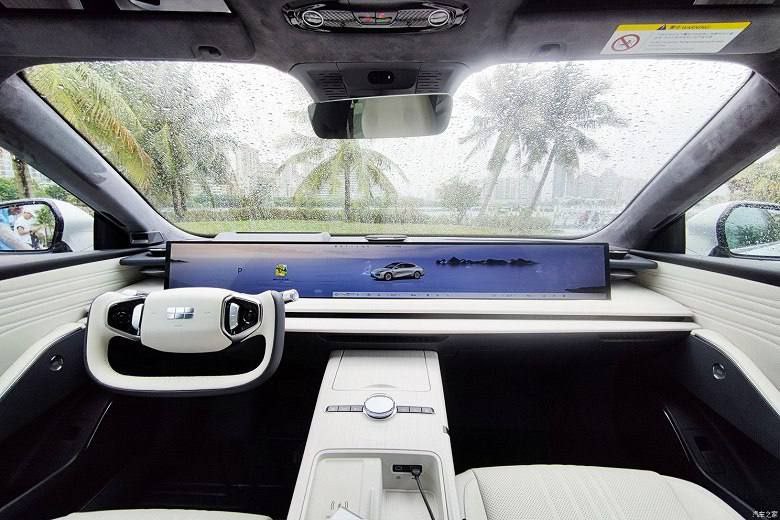 Geely развязала новую ценовую войну в Китае. Представлен 5-метровый суперседан Geely Galaxy E8, и он 2