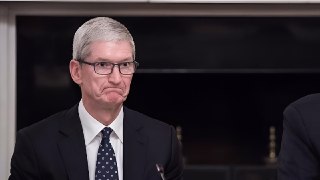 ФАС России возбудила антимонопольное дело против Apple из-за мессенджера MaxСообщается, что Apple не выполнила требования законодательства о предустановке на свои устройства Max (которого нет) и российского магазина приложений RuStore (которого на iOS и не