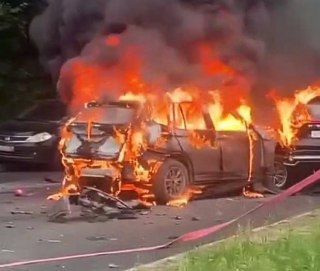 В подмосковной Балашихе взорвался автомобиль, водитель погиб на месте, возбуждено уголовное дело, рассказали в Следственном комитете.