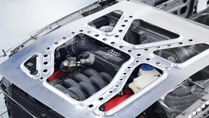 Легендарную Audi Quattro решили возродить — но в формате дорогого рестомода на базе RS 4. 7