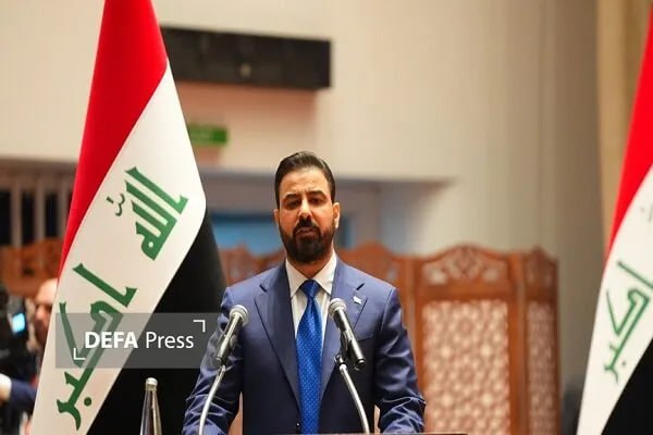 خبرگزاری دفاع مقدس: 💢الزیدی: حشد الشعبی مورد توجه دولت است 🔸علی الزیدی نخست وزیر عراق تاکید کرد: سازمان حشد الشعبی مورد توجه دولت عراق است. 