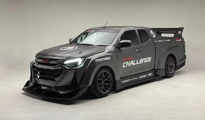 Isuzu D-Max превратили в гоночный пикап