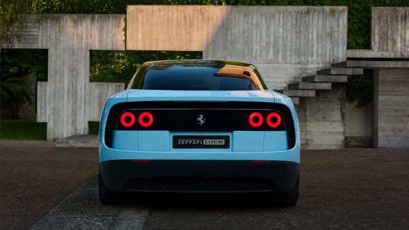 Ferrari показала свой первый ЭЛЕКТРОМОБИЛЬ — дизайн рисовал сам Джони Айв, один из создателей первог 5