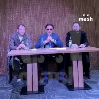 Григорий Лепс планирует усыновить из детского дома двух братьев возрастом 4 и 6 лет. Народный артист уже отказался от алкоголя и решил дать приёмным сыновьям свою фамилию и отчество.По нашей информации, сироты будут жить в его продюсерском центре: для них 