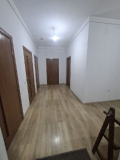 Сдается квартира своя в МирзоУлугбекском районе 3х комнатная