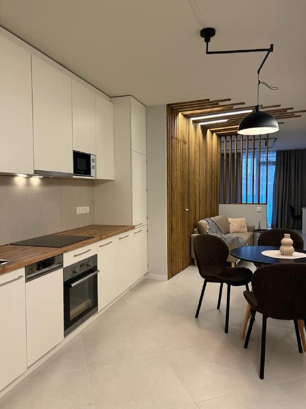 Продается просторная квартира в Rainbow Residence