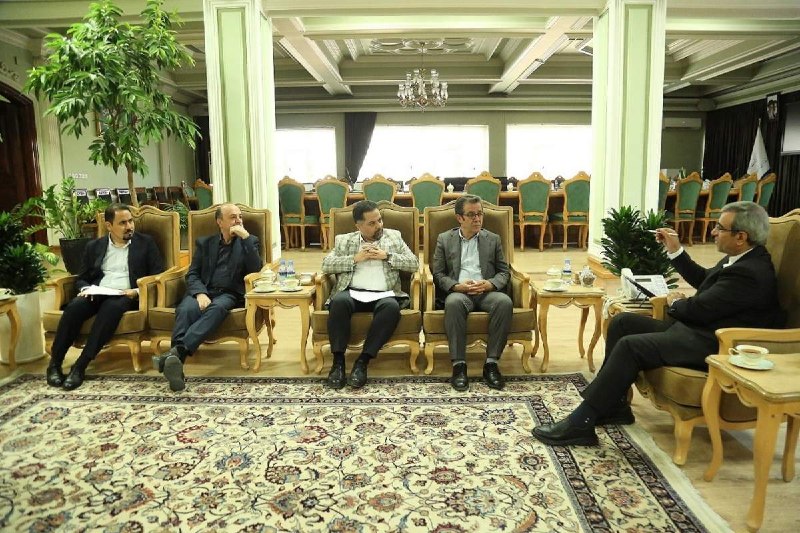 اخبار خراسان رضوی: 🔹 باید منابع محدود را به سمت اولویت‌های واقعی خراسان رضوی هدایت کنیم 🔸 استاندار خراسان رضوی، بر ضرورت اولویت‌بندی محصولا