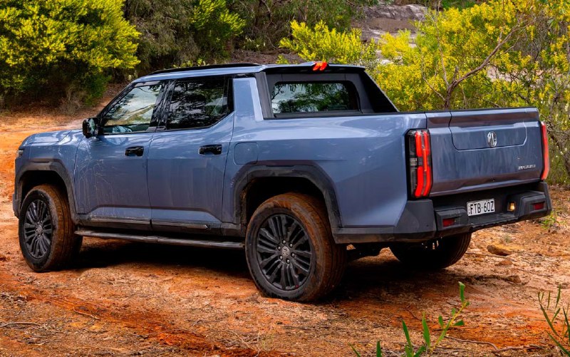 MG готовит 400-сильный пикап для бездорожья

MG ра...