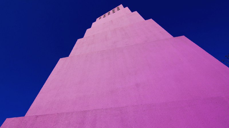 Vibrancy in every brickLatino Cultural Center designed by Ricardo Legorreta, Dallas, Texas (© Ken Hurst/Alamy)