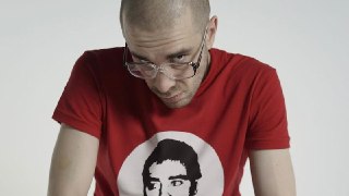 4,5 млн рублей заработает рэпер Хаски за выступление на финале Медиафутбольной лиги в "Лужниках". В перерыве матча Дима Кузнецов (настоящее имя артиста, если кто не знал) исполнит (!!) четыре трека. Предварительно, прозвучат легендарные "Бит шатает голову"