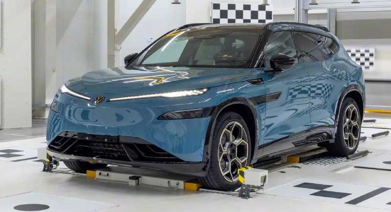 Volkswagen начал производство кроссовера ID.Unyx 0...