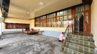 Срочна ховли уй сотилади