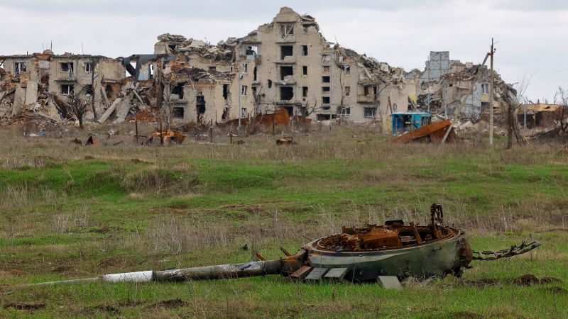 ‘Don’t come here’: Warning from the frontlines to Chinese nationals thinking of fighting for Russia | CNN