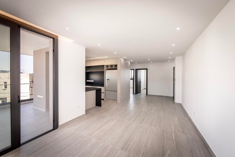 Brand new 2-bed apartment with large veranda in central Larnaca photo 2