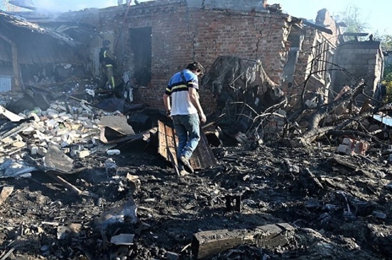ABC News: Russia hit the CHP-5 thermal power plant in Kharkiv at least twice Sunday evening, causing a fire, according to a Ukrainian official. President Volodymyr Zelensky confirmed the attack and said that Russia also targeted another power facility in Kiev. The strikes came after President Donald Trump announced an "immediate" ceasefire covering energy infrastructure, although Moscow has not publicly endorsed the deal.