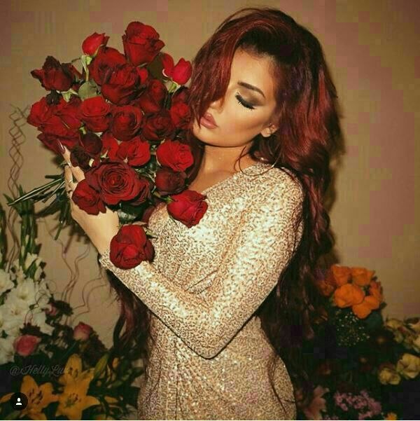🧚‍♀کانال لایک وگیف🧚‍♀: در این شب زیبا بهتريـــــــن ثانيه هاشيرين تـــــــرين دقايقدلچسب تـــــــرين ساعت هاو دوست داشتنی ترين لحظه هارا برای ش