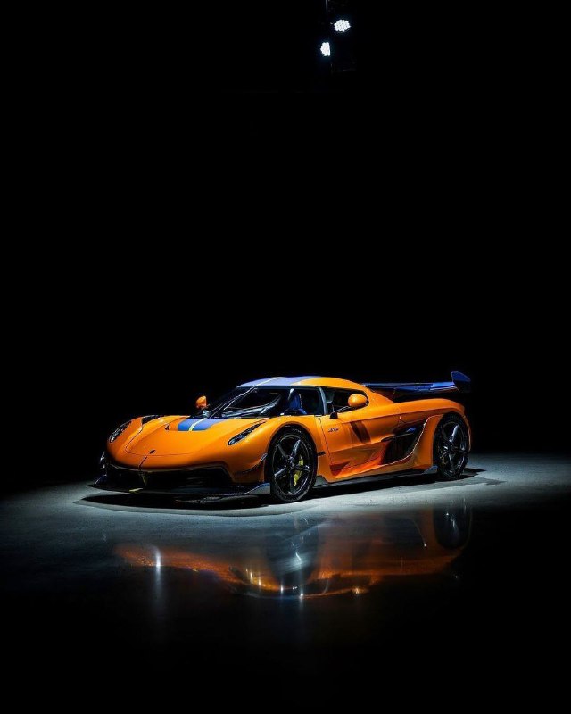 Koenigsegg Jesko Attack 4