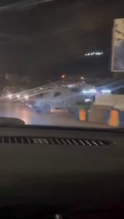 חלק מכוחות הכיבוש מסתערים על רחוב פייסל במרכז שכם.
