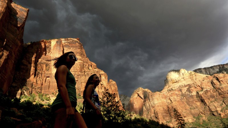 A Republican push to sell public lands in the West is reigniting a political fight