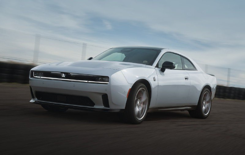 Компания Dodge озвучила стоимость электрического Charger 2