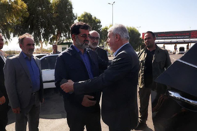 قم زیبا: 🔴وزیر میراث فرهنگی، صنایع دستی و گردشگری وارد قم شد 🔹بررسی روند احداث موزه بزرگ قم و ظرفیت‌های تاریخی استان در دستور کار