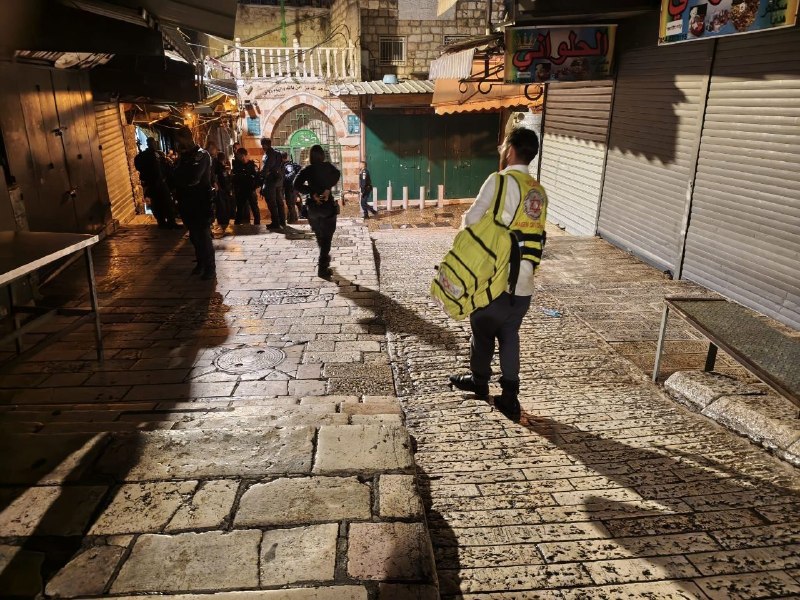לפני זמן קצר מחבל ניסה לבצע פיגוע דקירה בשער שכם, ונוטרל ע"י שוטרים. אין נפגעים.