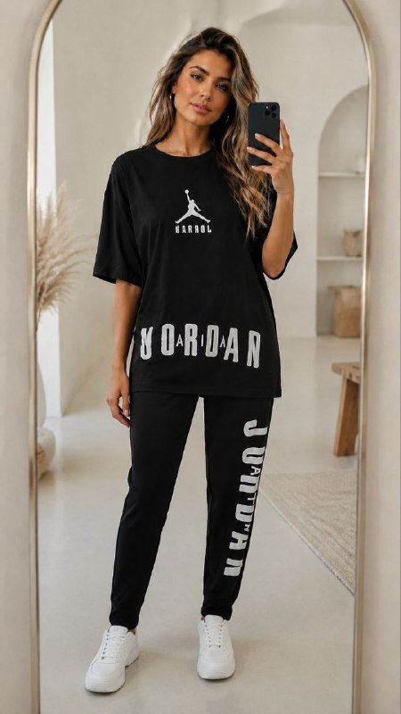 پوشاک ماه سیما(عمده): 👚 نام تیشرت شلوار جردن📦جین ۶👗 جنس : ویسکوز اعلا 🌈 رنگ بندی : مشکی👯‍♂ سایز : ۳۸ تا ۴۲💰 قیمت ۸۸۰کد ۳۰۹۳ايدي كانال:@mahsima
