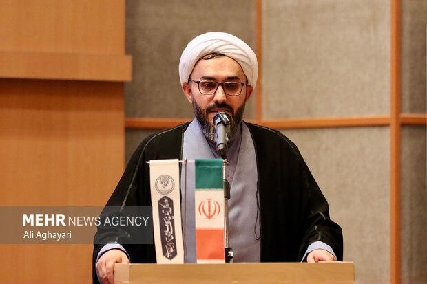 خبرگزاری مهر: حجت الاسلام علی محمدی طی مراسمی سکان هدایت تبلیغات اسلامی آذربایجان غربی را بر عهده گرفت.🔗 mehrnews.com/x3d4qW📡 @mehrnew