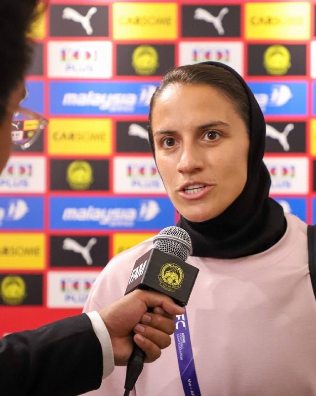 Varzeshland: وضعیت بحرانی تیم زنان پرسپولیس❌ برکناری زودهنگام و غیرمنتظره اردلان!❗️ در فاصله ۱۶ روز بعد از انتخاب نیلوفر اردلان به عن
