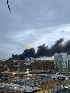 Количество погибших в результате ракетного удара ВСУ по предприятию в Орле увеличилось до 4 Пострадавших — уже 19, ещё один человек числится пропавшим без вести.Напомним, что  23 октября Орел подвергся ракетному удару ВСУ. Украинские каналы утверждают, что