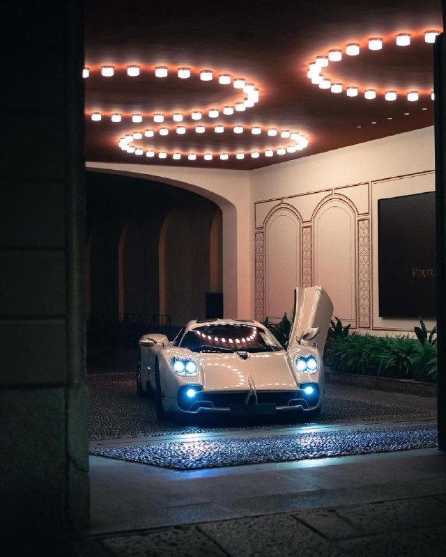 Pagani Utopia 5
