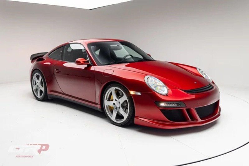 Продается редкий суперкар RUF на базе Porsche с механической коробкой передач, мощностью 730 л.с., п