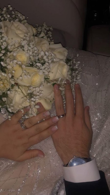 عکس پروفایل ست عاشقانه: ‌ ‌ کاش ول نکن ترین اتفاق زندگیم ؛‌ ‌ ‌دستات باشه... :)) 💍💙🔖•●❥🌖 @eshgham ♥️‌ ‌ کاش ول نکن ترین اتفاق زندگیم ؛‌ ‌ ‌دستات