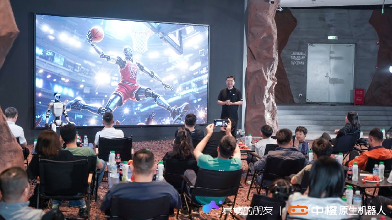 借着给“赛博的朋友”出内容，了解了下当前最火热的机器人行业
