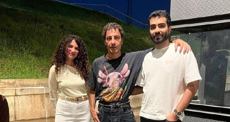آذرباخیش: تصویری از نوید محمدزاده، قبل از بازداشت در پارتی مختلط در شهرستان شهریار تهران