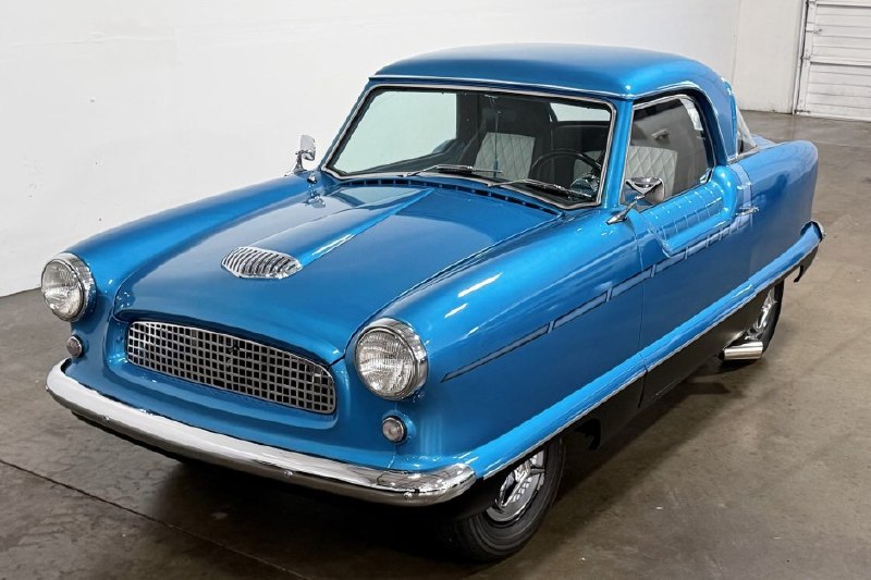 🚗✨ Вчерашняя модель-легенда: 1955‑годичный Nash Metropolitan в кристально‑голуб