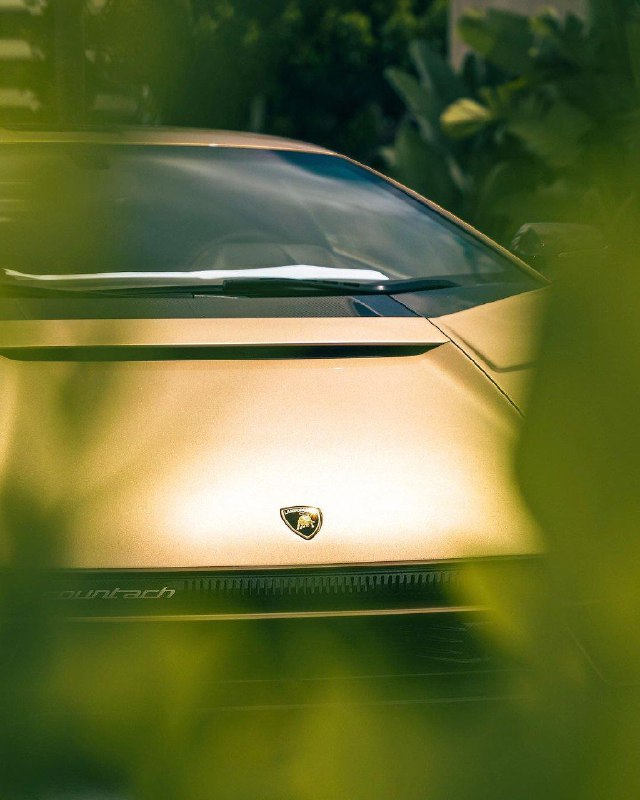Lamborghini Countach LPI 800-4 6