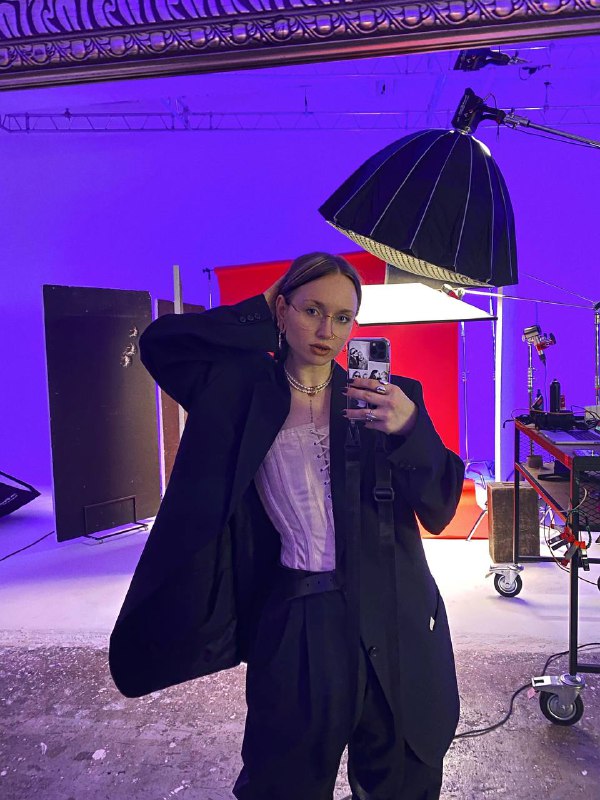 СЪЁМКИ YASPIS Привет, Москва.Пока, Москва. Одним днём в другой город? Да без проблем. Все ради искусства и красоты. Отсняли новый материал для бренда с Salavat K❤️‍🔥