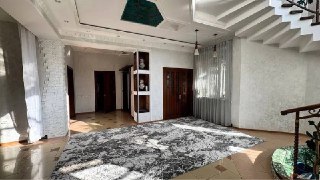 Продается дом 8 комнат, ориентир: Российское посольство, 538м²