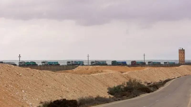 הוא חצה את הגבול לישראל ולאחר מכן ניסה לחטוף נשק של חייל פרטים חדשים על הצעיר המצרי