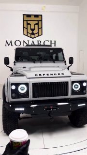 Каждый Monarch Defender — это полностью переработанный, уникальный автомобиль, с