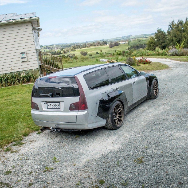 Nissan Stagea 6