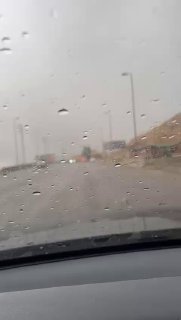 🌧️בעז אב... גשם יורד על דרך דאהר אל-ביידר בשעה זו