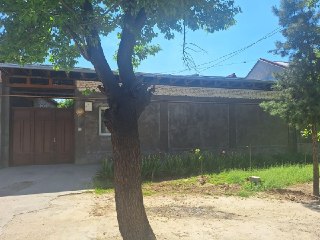 Shofayiz mahallasida 3,23 sotixli Uy sotiladi
