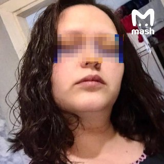 Медсестру зарезал бывший муж в поликлинике города Рефтинский Свердловской области. У неё осталось шестеро детей.По данным Mash, предварительная причина нападения — недавний развод. Кроме того, экс-супруг 38-летней Виктории Блискуновой ранее сидел в тюрьме.