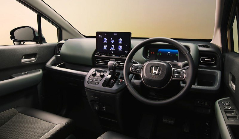 Honda Freed стала лучшим автомобилем года в Японии 3